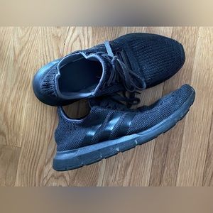 Adidas swift run size 12